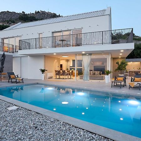 Design Villa Clavis-Brand New Villa With A View Klis Экстерьер фото